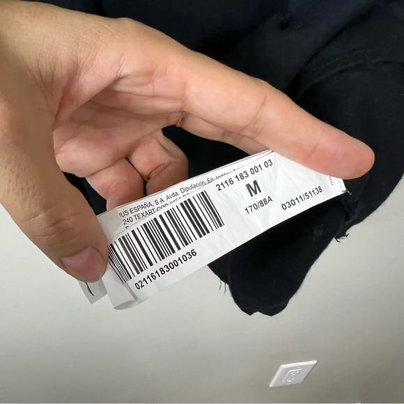 Stradivarius black embroidered sleeveless tanktop Sz M - Picture 5 of 6